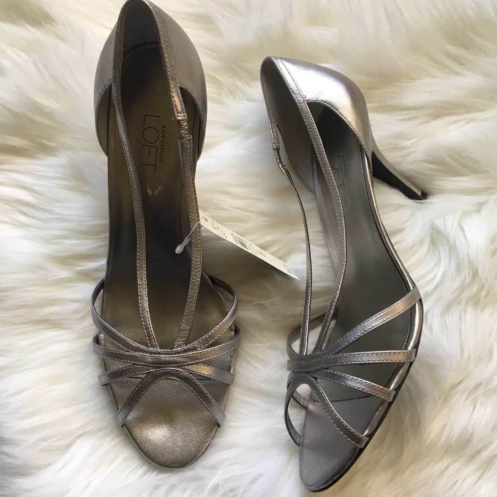 NWT Ann Taylor LOFT Silver Heels